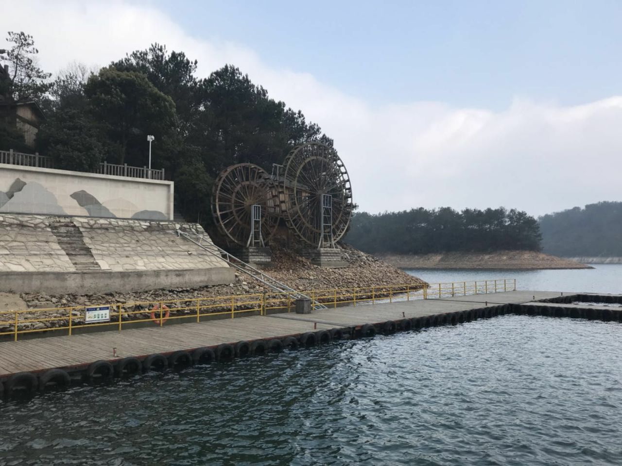 柘林湖风景区