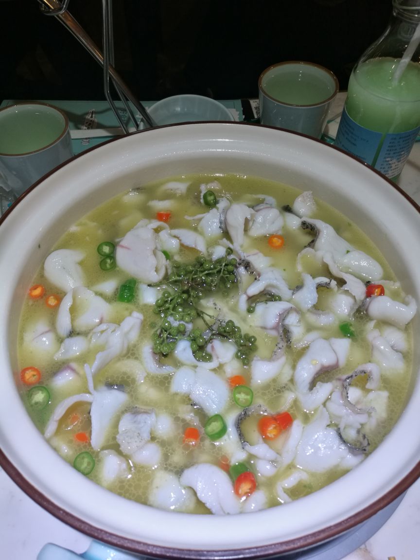 【携程美食林】上海青花椒砂锅鱼(紫荆广场店)餐馆,今天去紫荆白相相