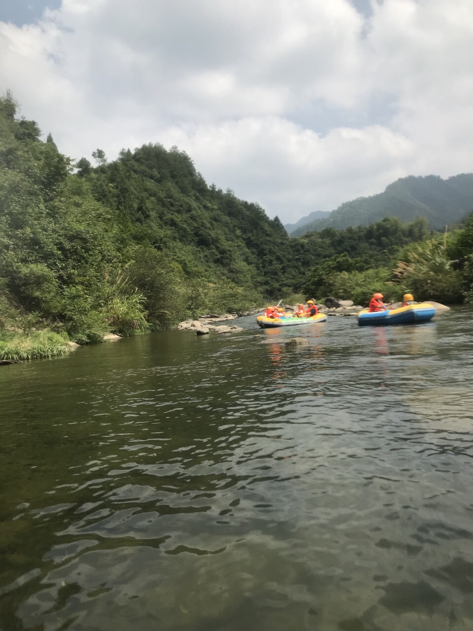 千岛湖九龙溪漂流好玩吗,千岛湖九龙溪漂流景点怎么样_点评_评价