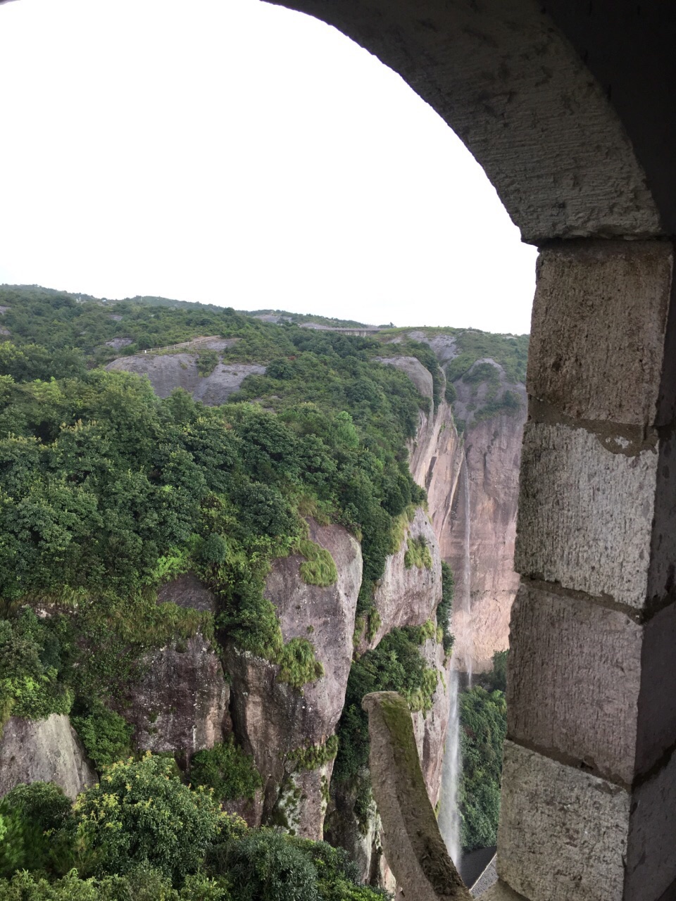 温岭南嵩岩