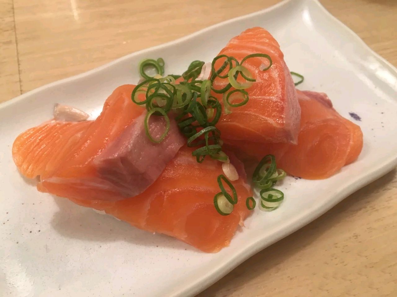 21鱼心 梅田店 美食餐厅 过瘾 三文鱼肚腩肉有限所 去哪儿攻略