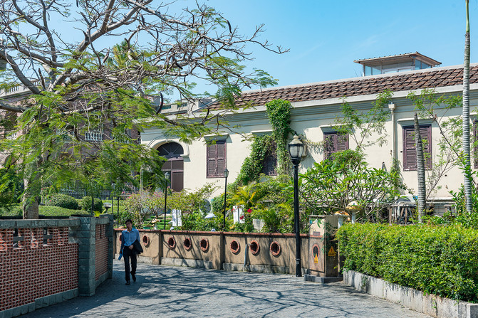 100i14000000vty833F17_R_671_10000_Q90.jpg?proc=autoorient