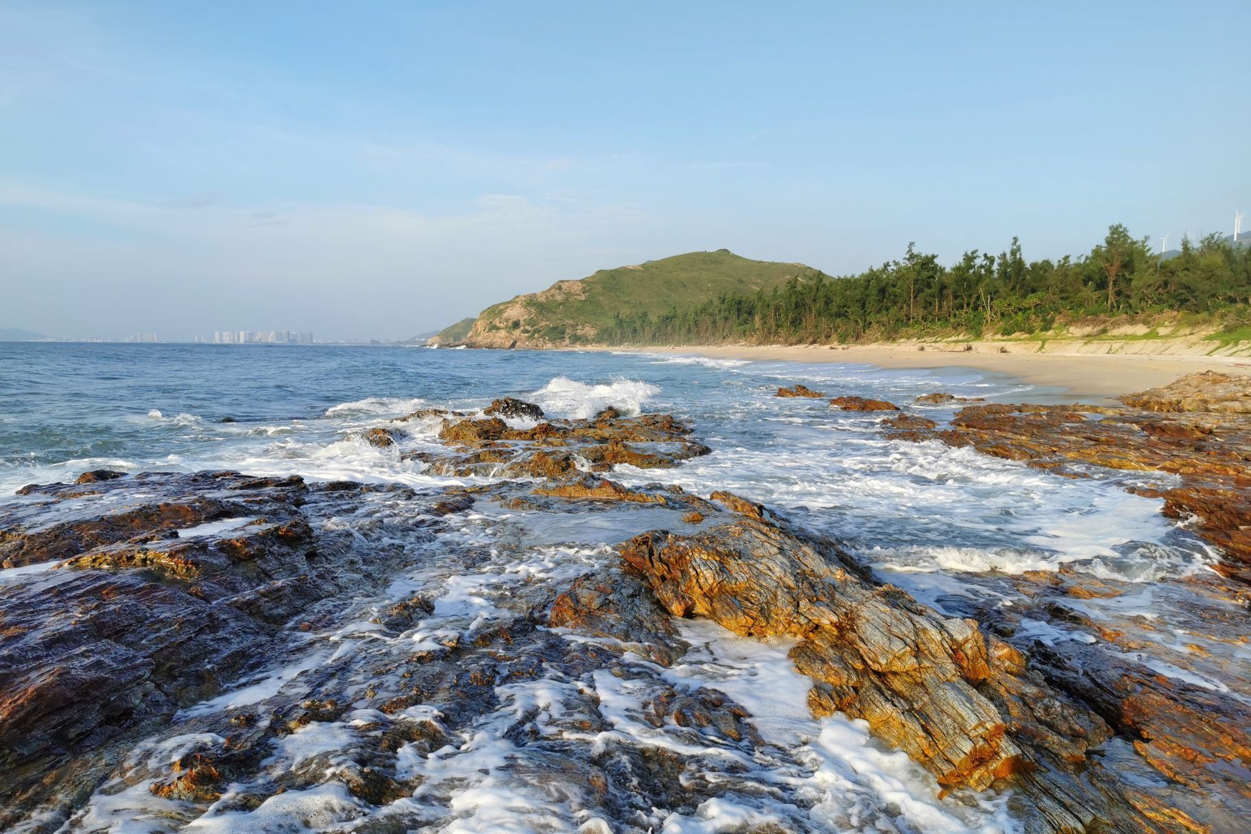 2021盐洲岛湾仔南海湾沙滩游玩攻略,风景太美,我只想将脚步再放.