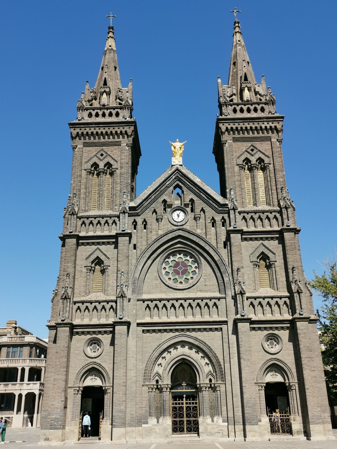 查看更多南关天主教堂点评 >