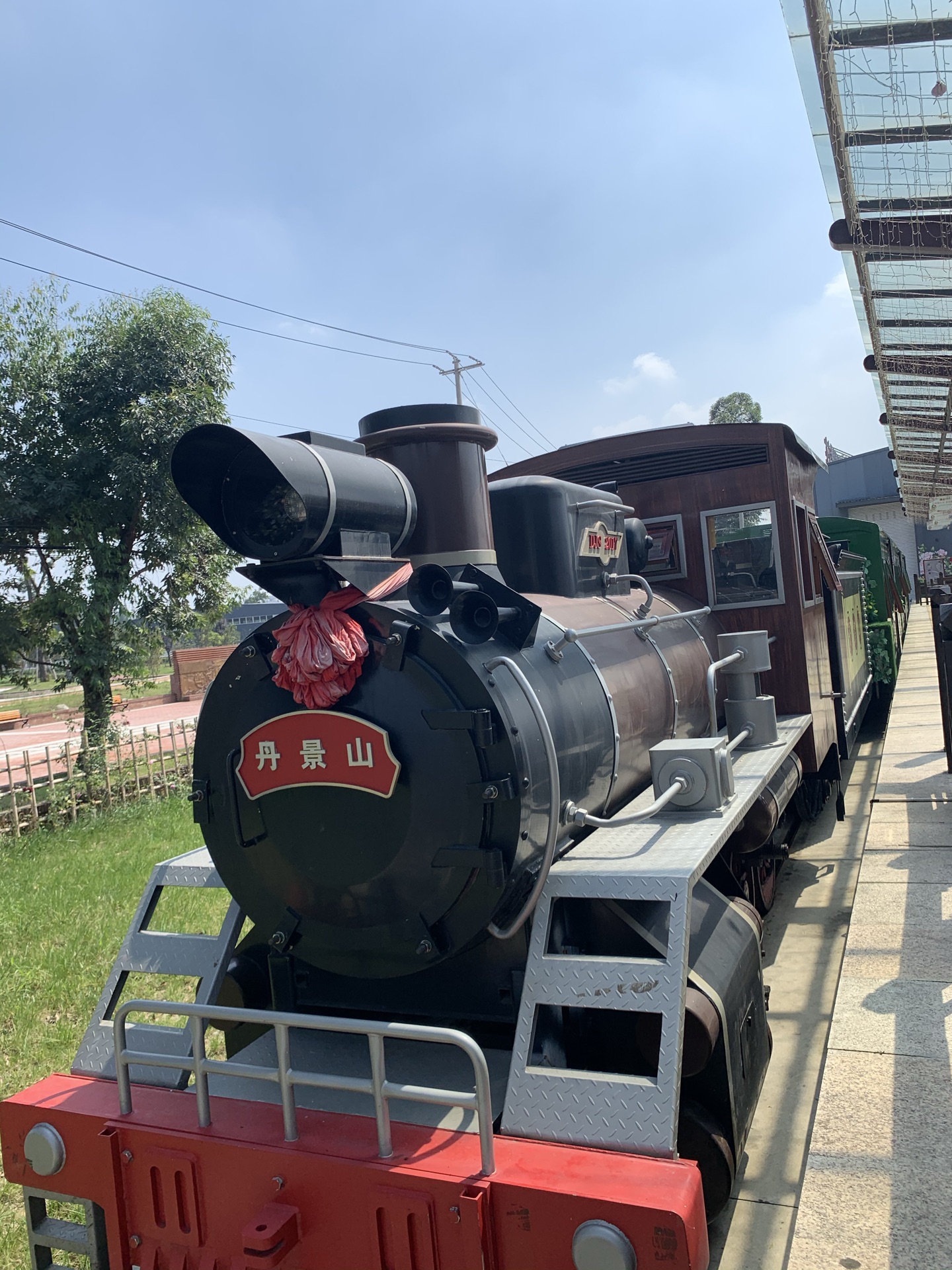 彭州·湔江河谷旅游小火车