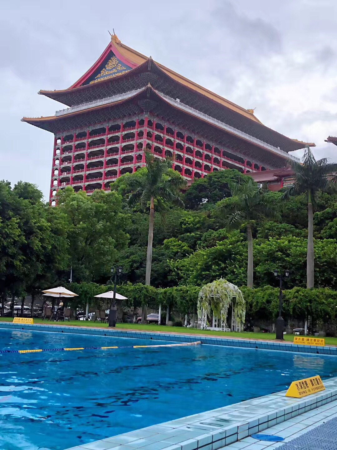 台北知名历史建筑－圆山大饭店，其建筑风格及设计背景是根据哪年代的建筑而建？ - 知乎