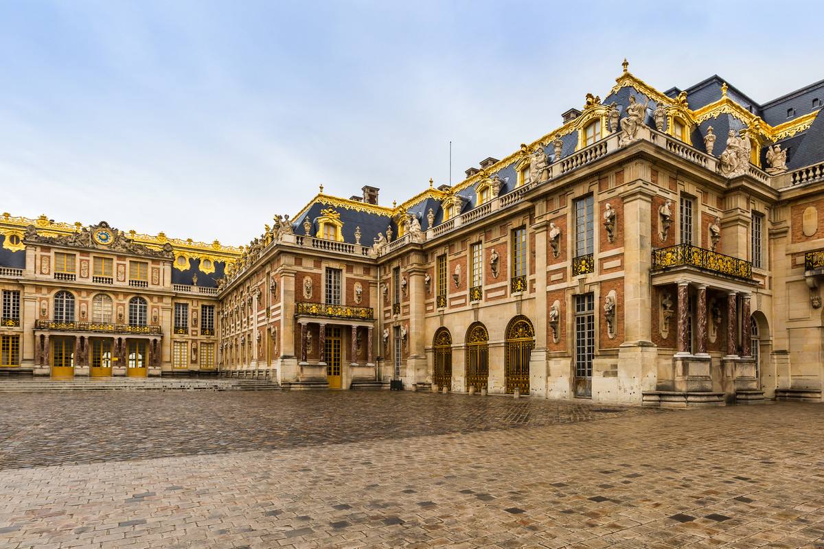 【携程攻略】凡尔赛凡尔赛宫景点,用博物馆通票可以入园，而且包括所有凡尔赛里面的景点，但凡尔赛宫实…