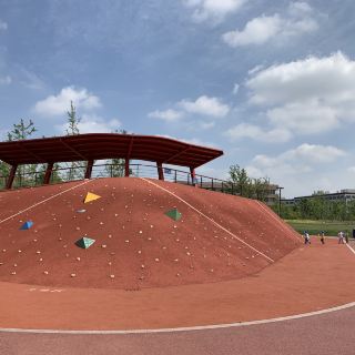 赵巷体育公园 公园乐园 城市公园 距玩乐2.7km