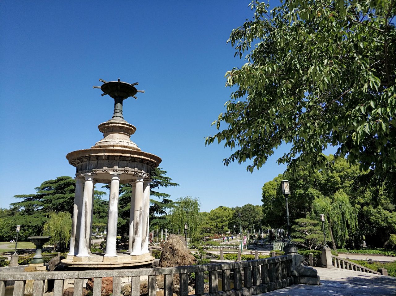 鹤舞公园不是樱花季节只能说是一个休闲散步的好地方吧就当洗洗肺吧