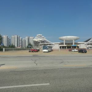 滨海体育休闲广场