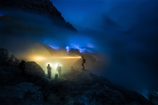 世界上有多少个地方有火山 100j0a0000004xdp40055_R_600_10000_Q90.jpg?proc=autoorient