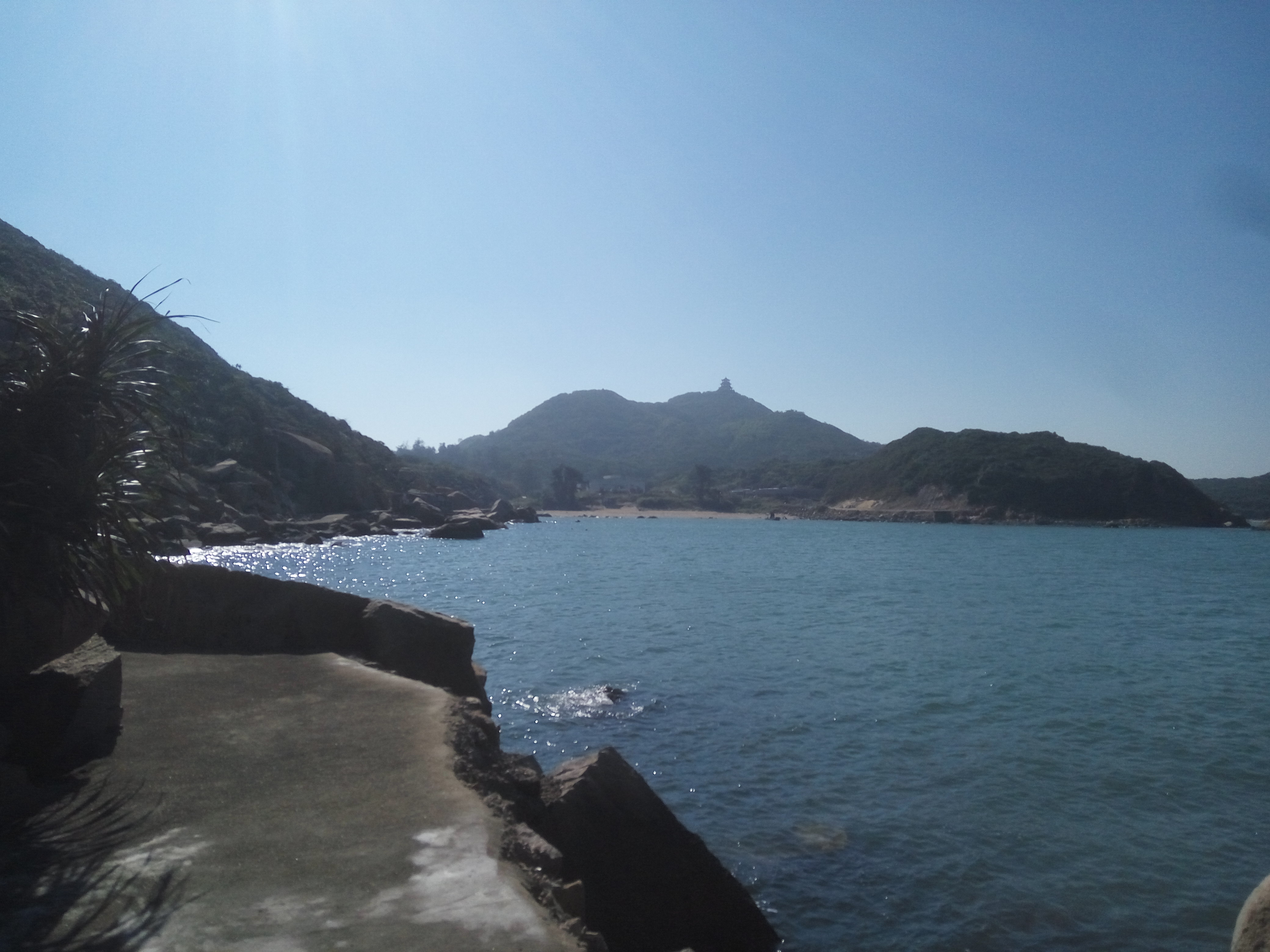 2021大竹湾海滩游玩攻略,满是大石头的海滩风景还是很.【去哪儿攻略】