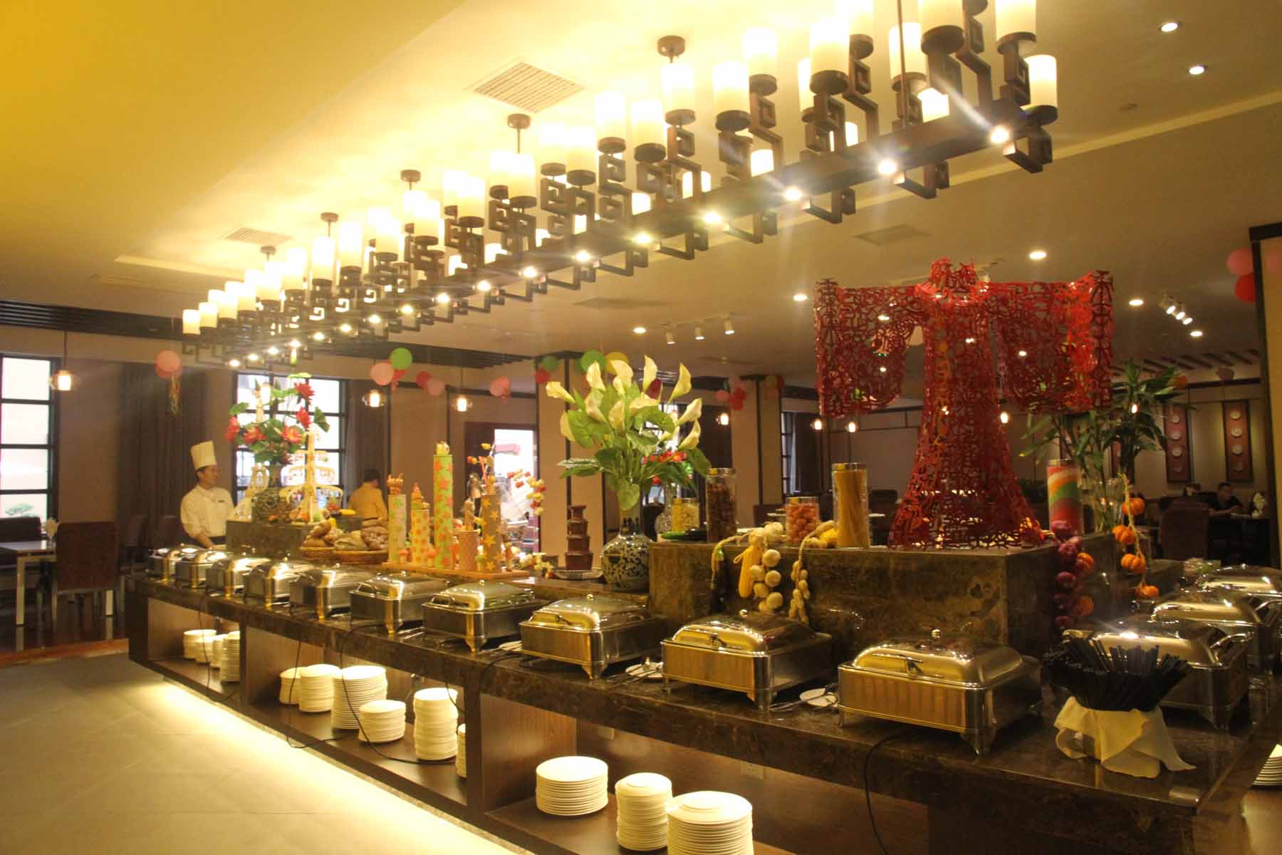 丽江别院自助餐厅图片