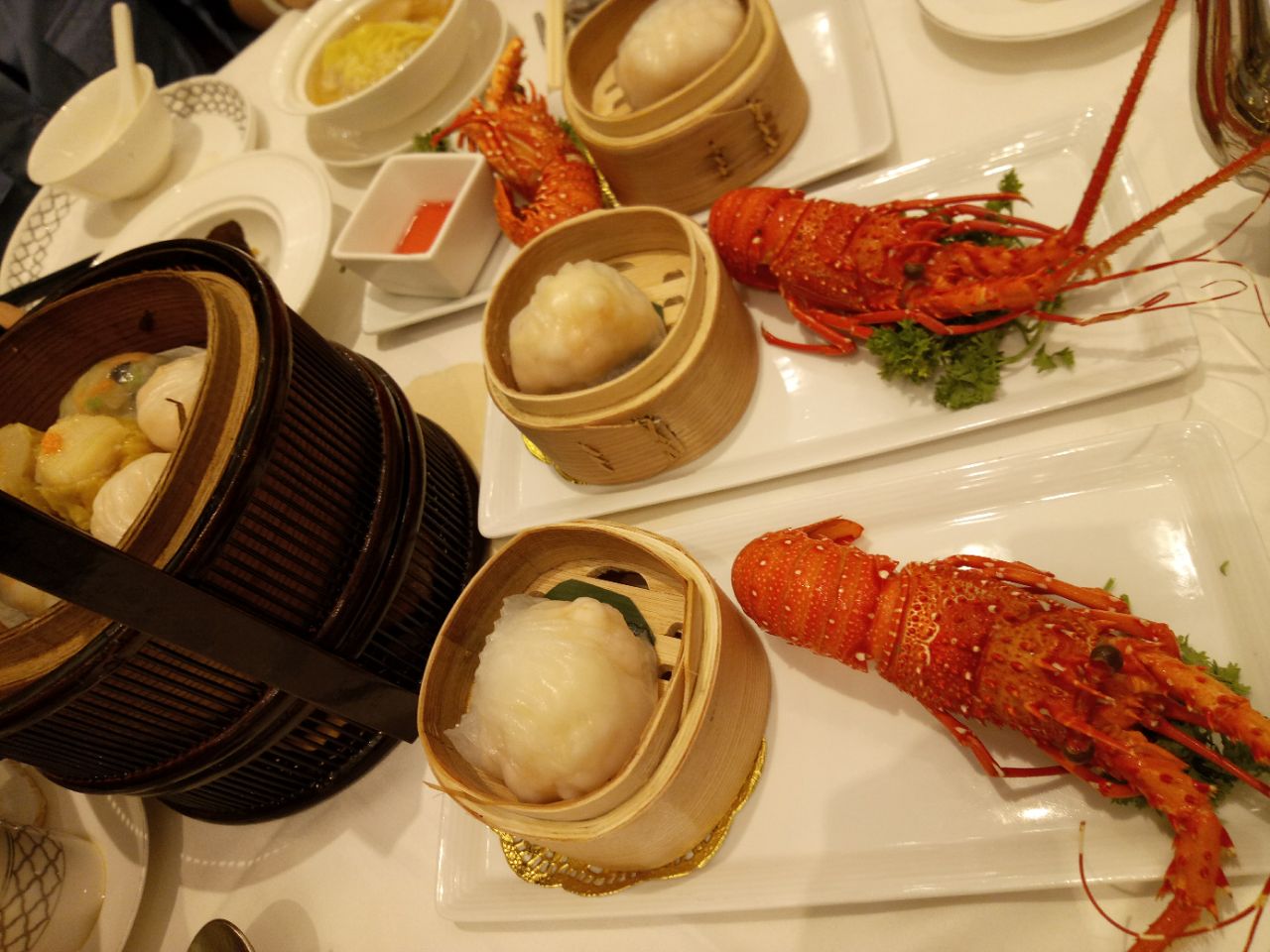 22八月花 旺角朗豪坊店 美食餐厅 在朗豪坊里面的中菜馆一般都 去哪儿攻略