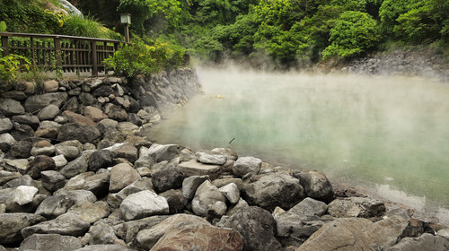云泉温泉spa地址:云南昆明市呈贡区聚贤街768号附1号(丽水云泉大酒店