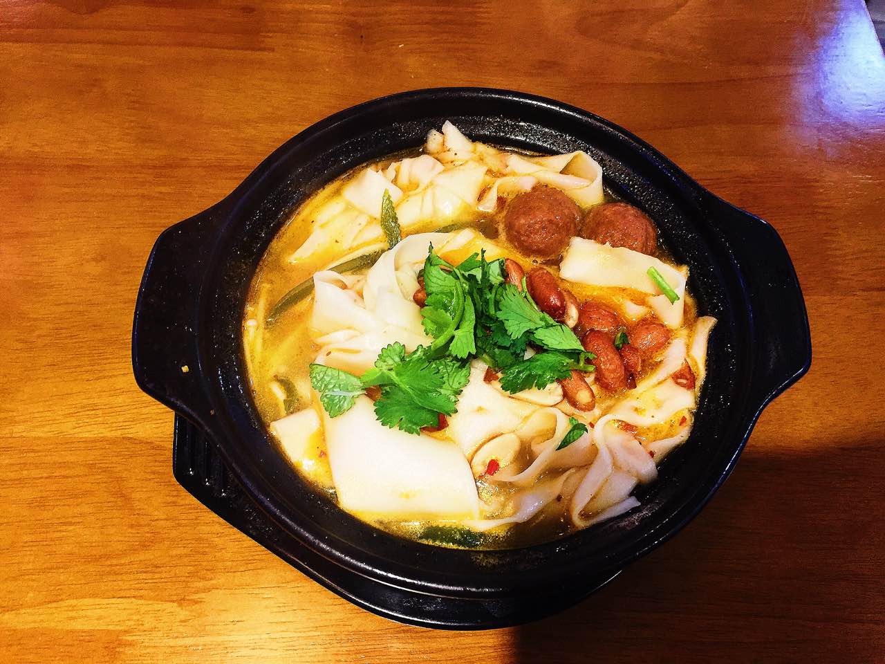 老秦镇米皮(铁英街店)