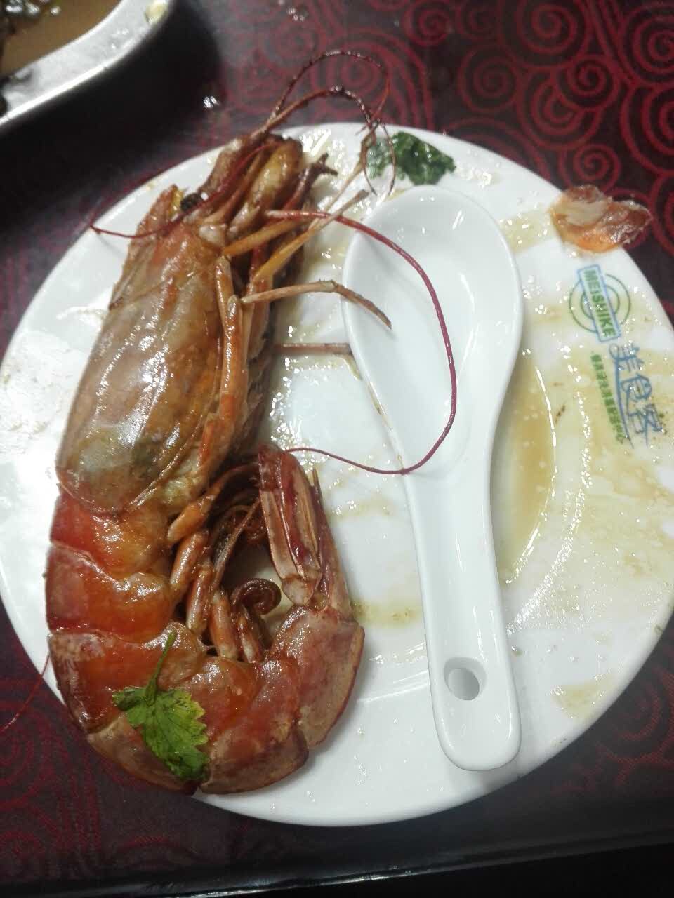 【携程美食林】烟台荣祥海鲜餐馆,一大桌吃到撑死 真是量大实惠,25元