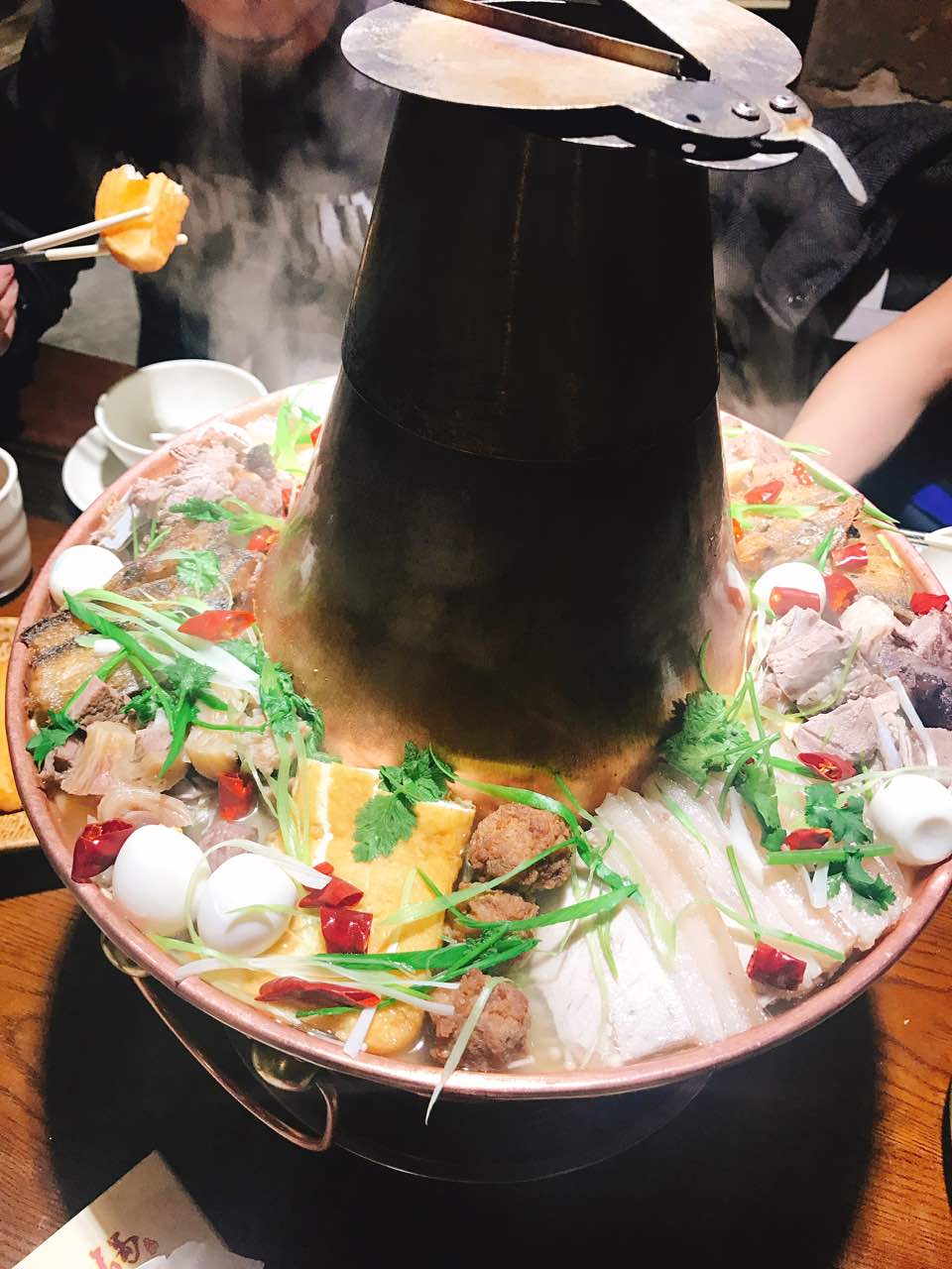 2023下杨家青海土火锅美食餐厅,最主要吃的特别好,土火锅里