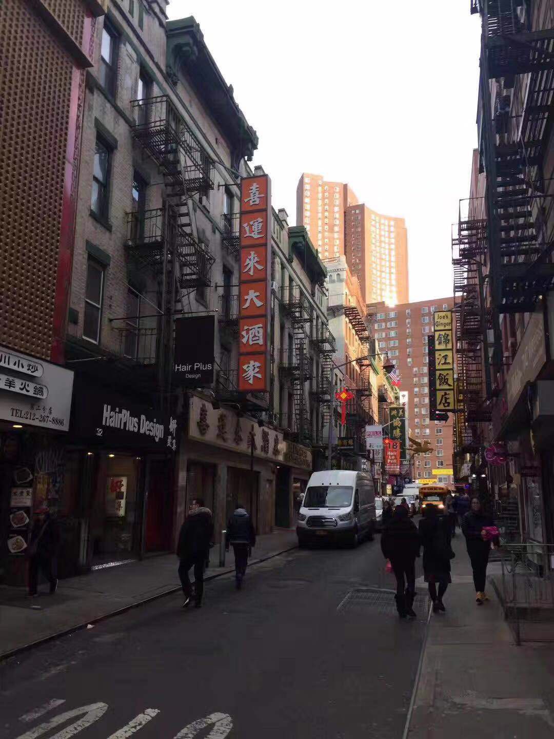 【携程攻略】纽约华尔街景点,华尔街，全球金融中心，一条街都是历史悠久的建筑物。纽约商品交易所…