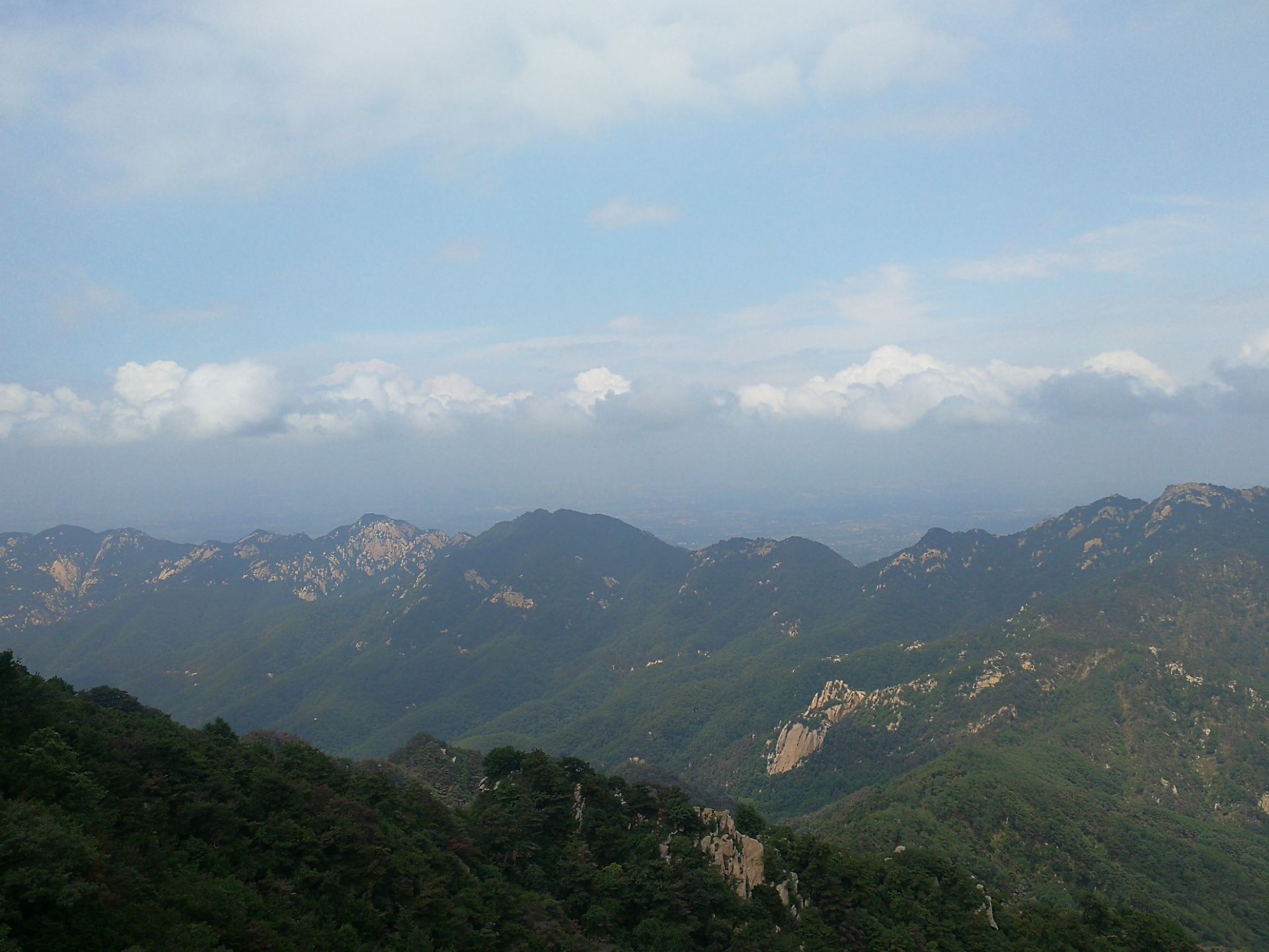 在沂蒙山龟蒙景区，欣赏“吉尼斯”世界山体雕刻之最的蒙山寿仙