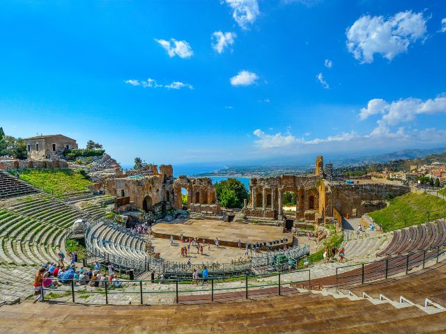 陶尔米纳古代剧场