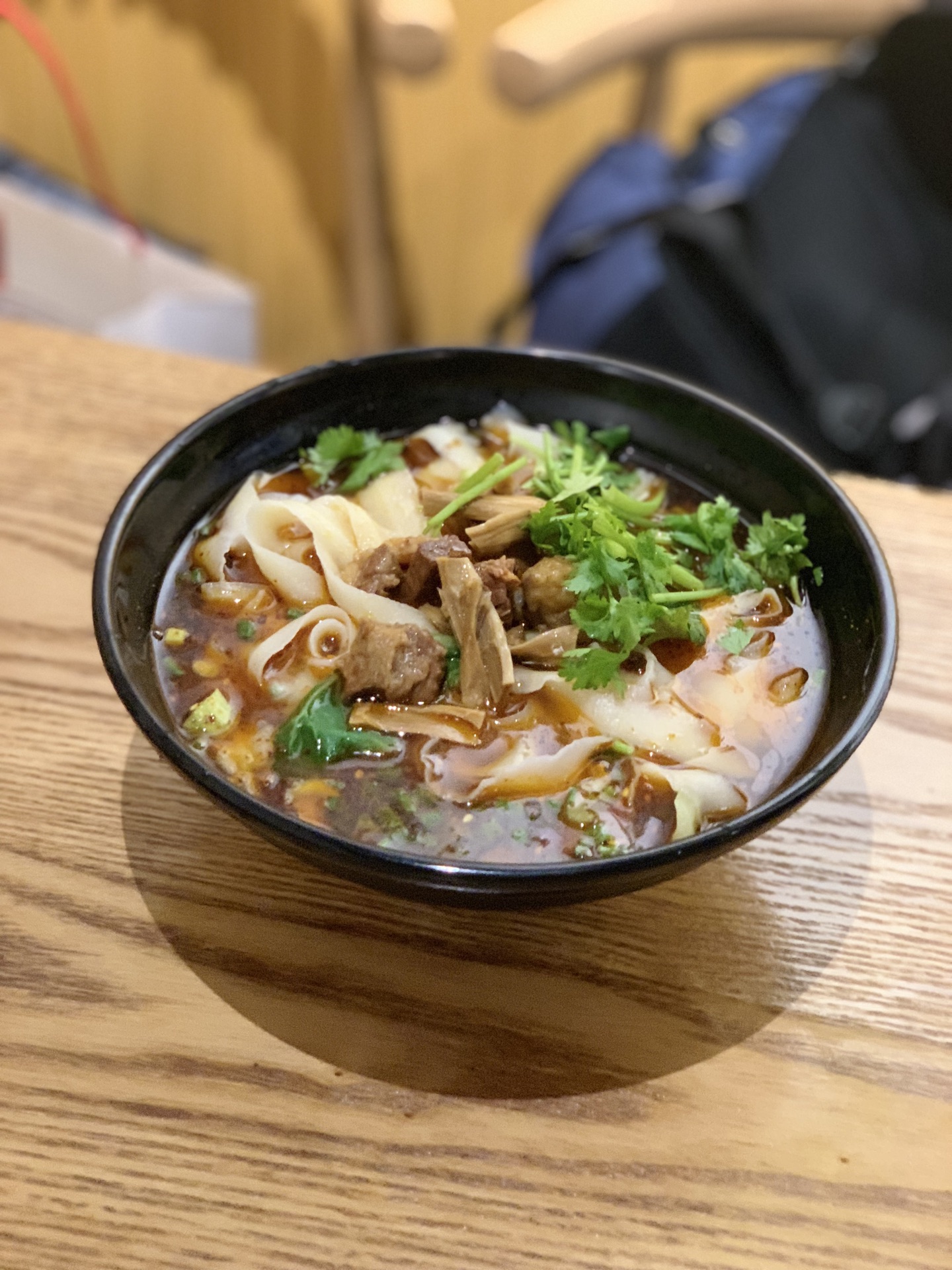 2022特色鸡杂刀削面美食餐厅,不过不得不说这边吃的不少啊.