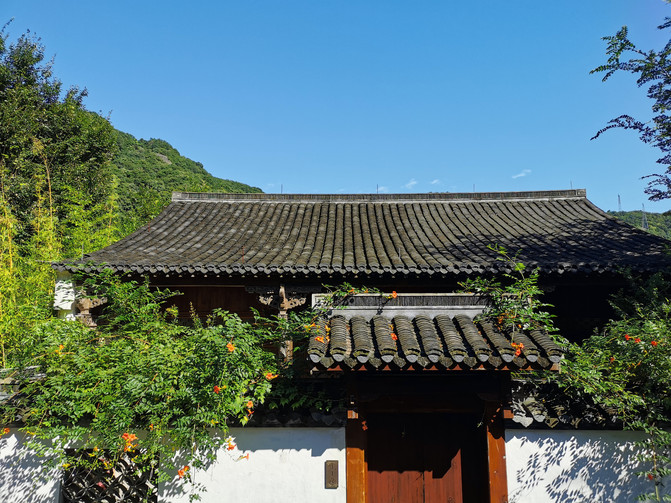 食在绍兴除了兰亭安麓餐厅之外,周边尝了几家,比较推荐的还是禹家大院