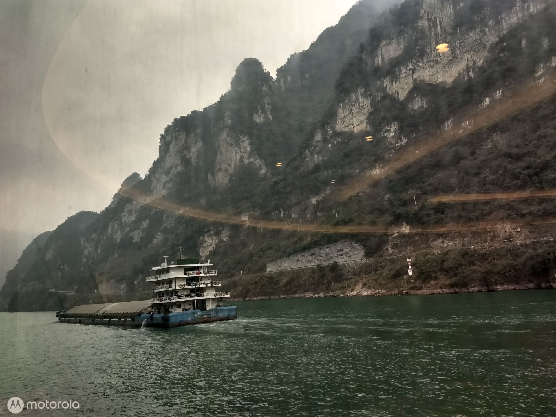 湖北两坝一峡，欣赏长江三峡之壮美，领略世界第一坝的水涨船高 - 知乎