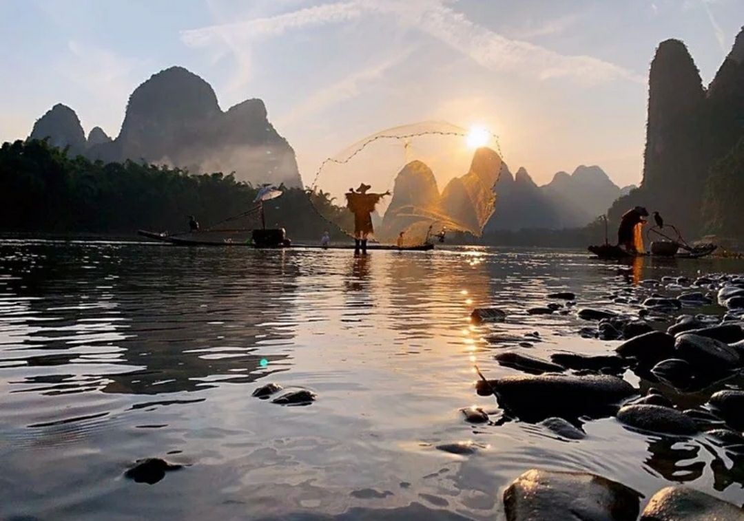 【携程攻略】阳朔黄布倒影景点,黄布倒影是漓江精华中的精华,此处江面