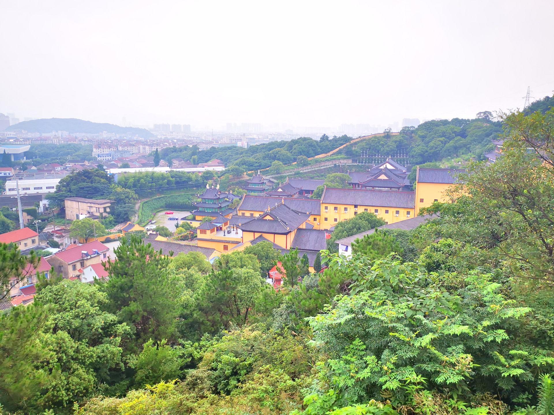 余姚市胜归山烈士陵园