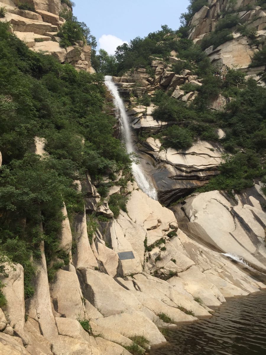 白石山十瀑峡风景区图片