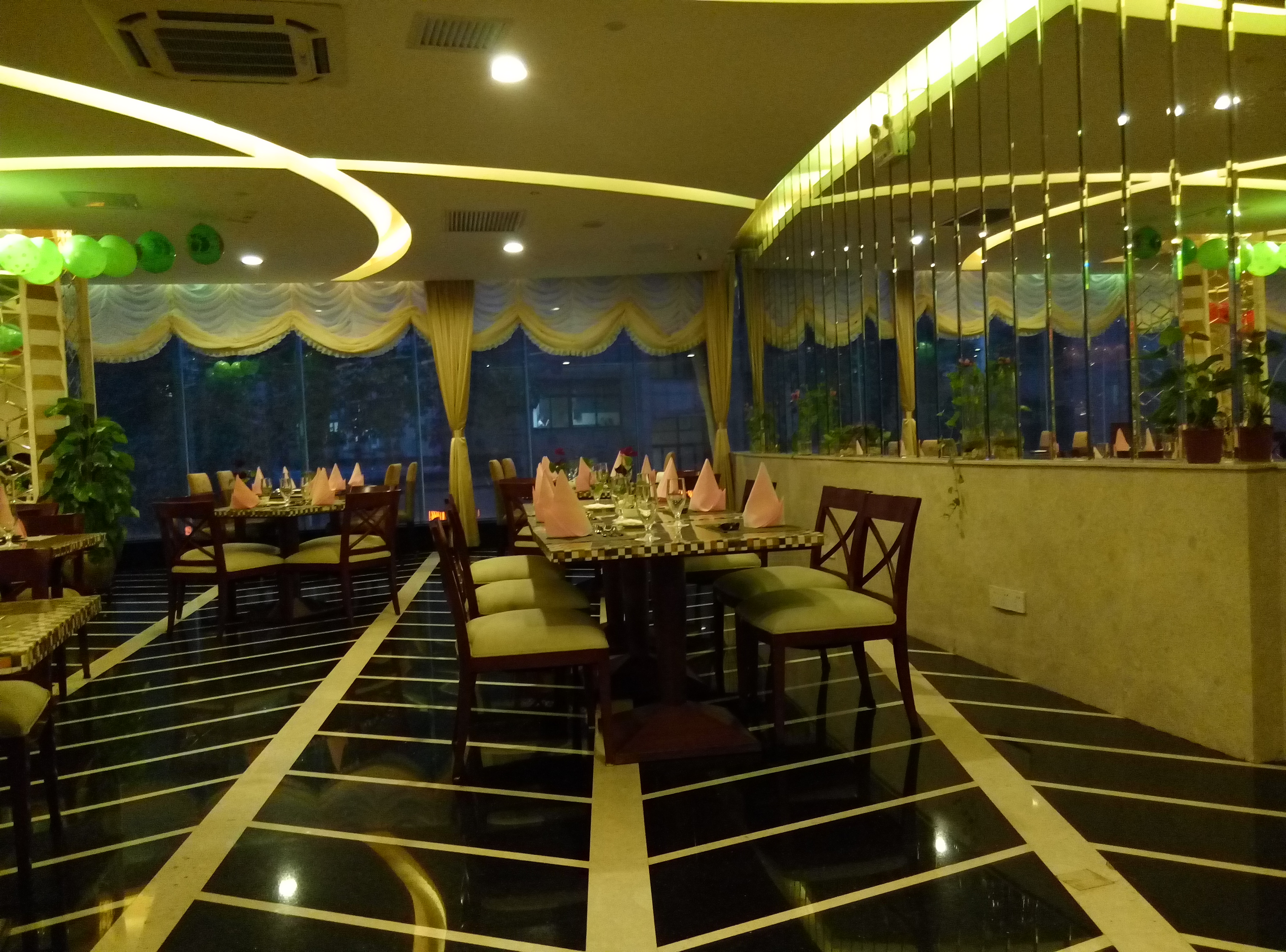 地中海国际酒店西餐厅