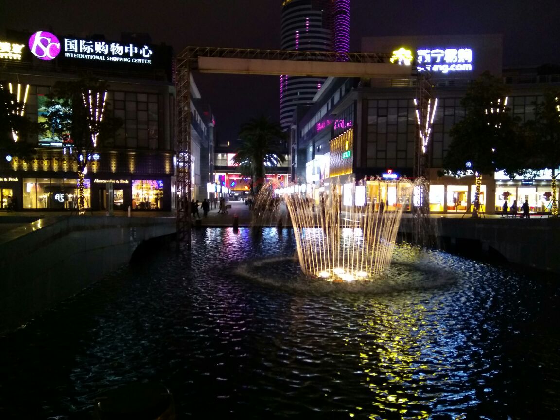 【携程攻略】宁波天一广场购物,天一广场是宁波最大的商圈了吧,感觉