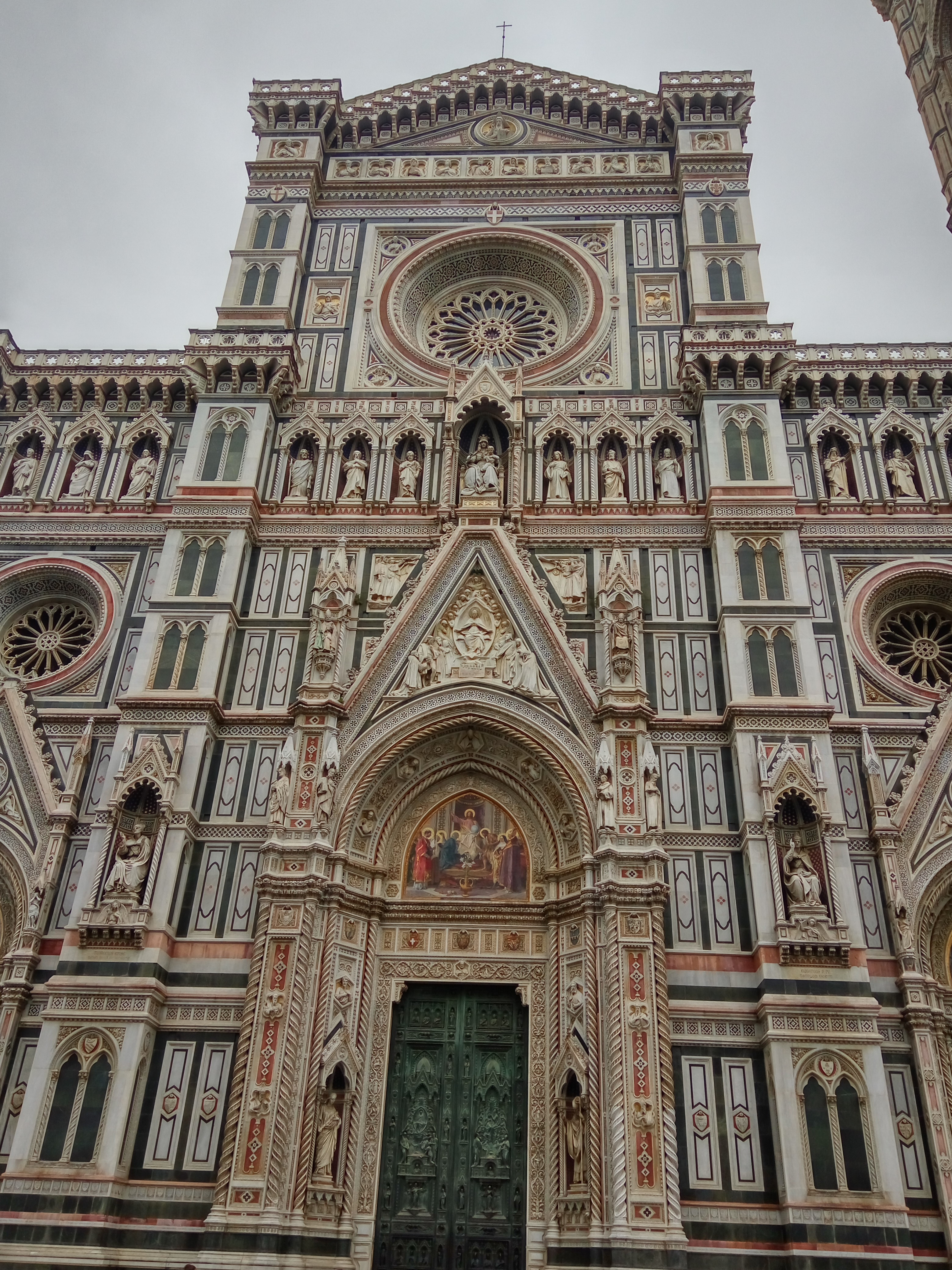 【携程攻略】佛罗伦萨圣母百花大教堂景点,属于世界级建筑,在西方石砌