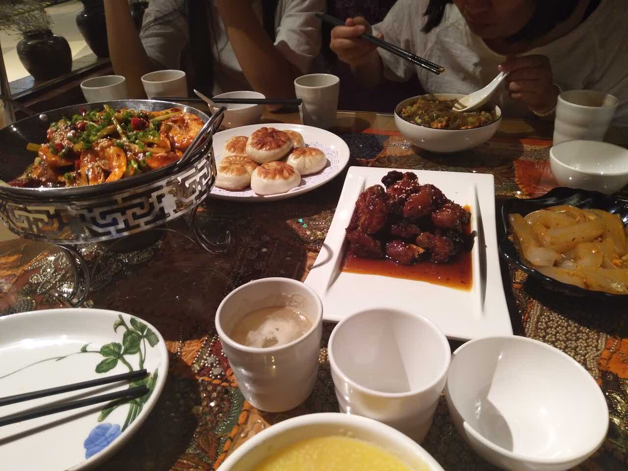 茉莉花开创意川味餐厅(北国店)