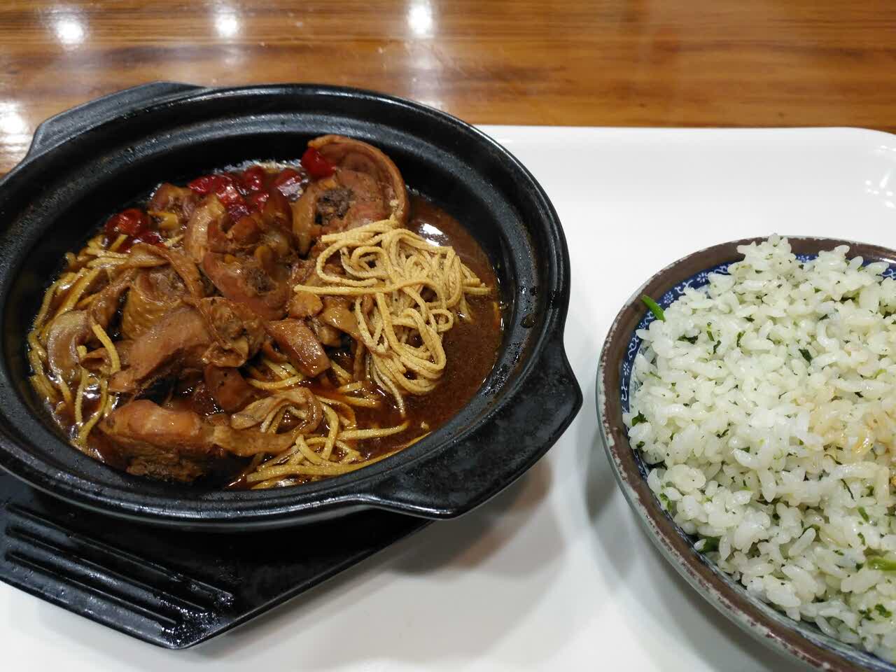 2022老徽州菜饭骨头汤(蓝村路店)美食餐厅,还不错!味道也还可以价格