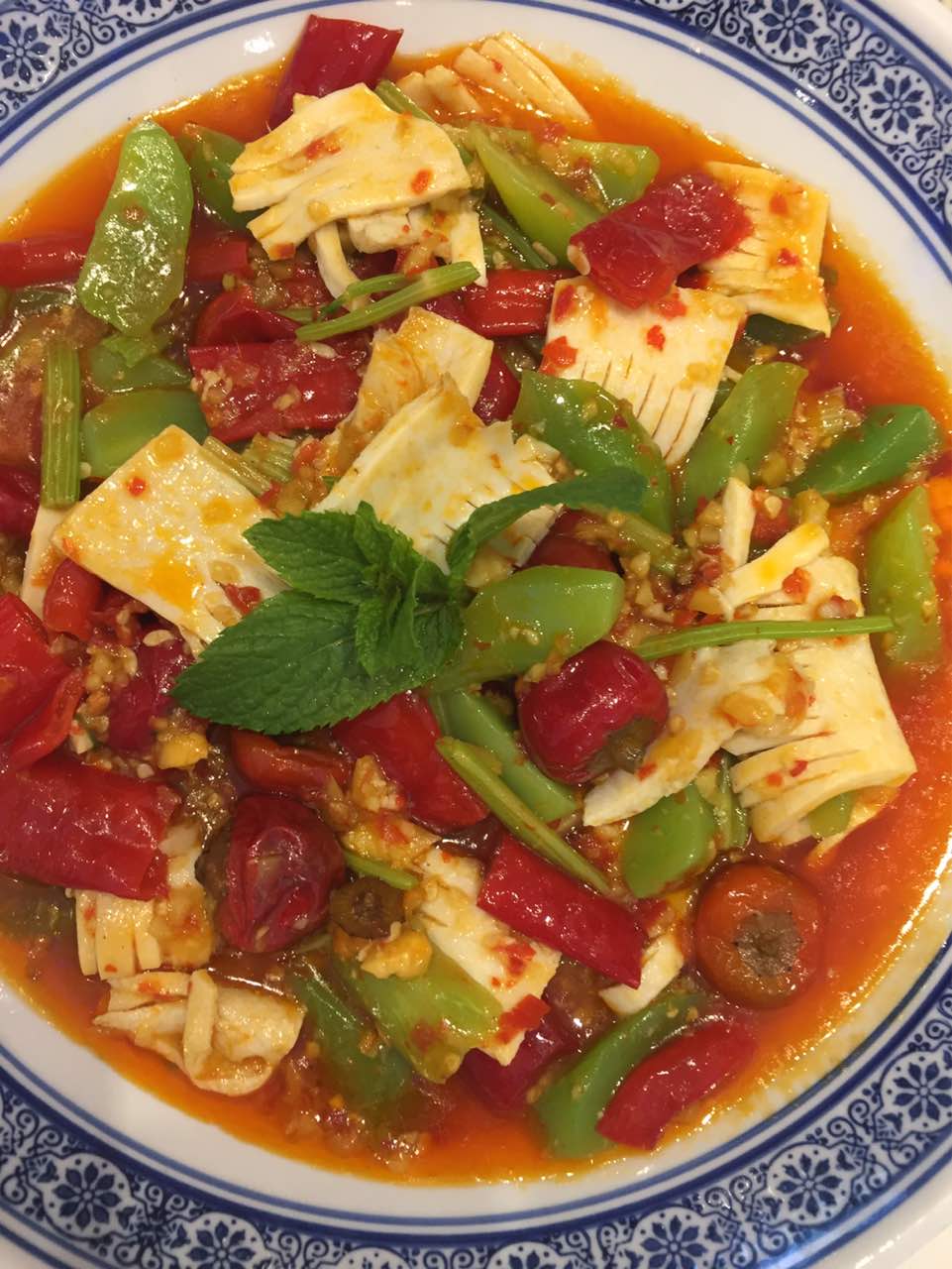 2022卞氏菜根香(华润二十四城店)美食餐厅,不错啊!环境各个方面.就是.