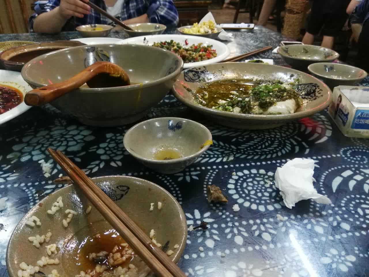 2021偏岩古镇佬锅铲土碗菜美食餐厅,好吃好吃好吃好吃好吃好吃好.