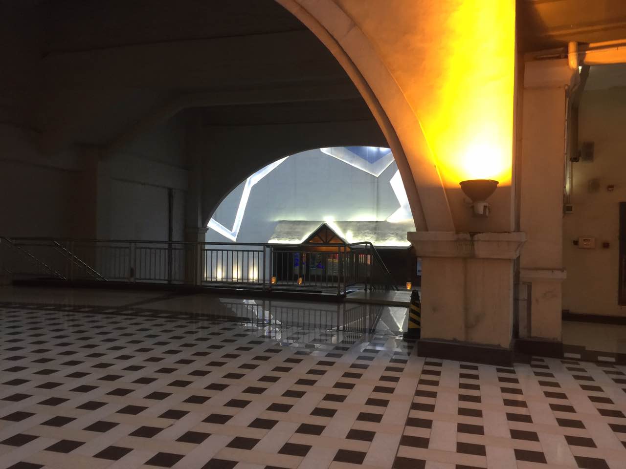 双燕楼百年馄饨(友阿奥特莱斯店)