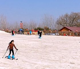 豫龍滑雪場