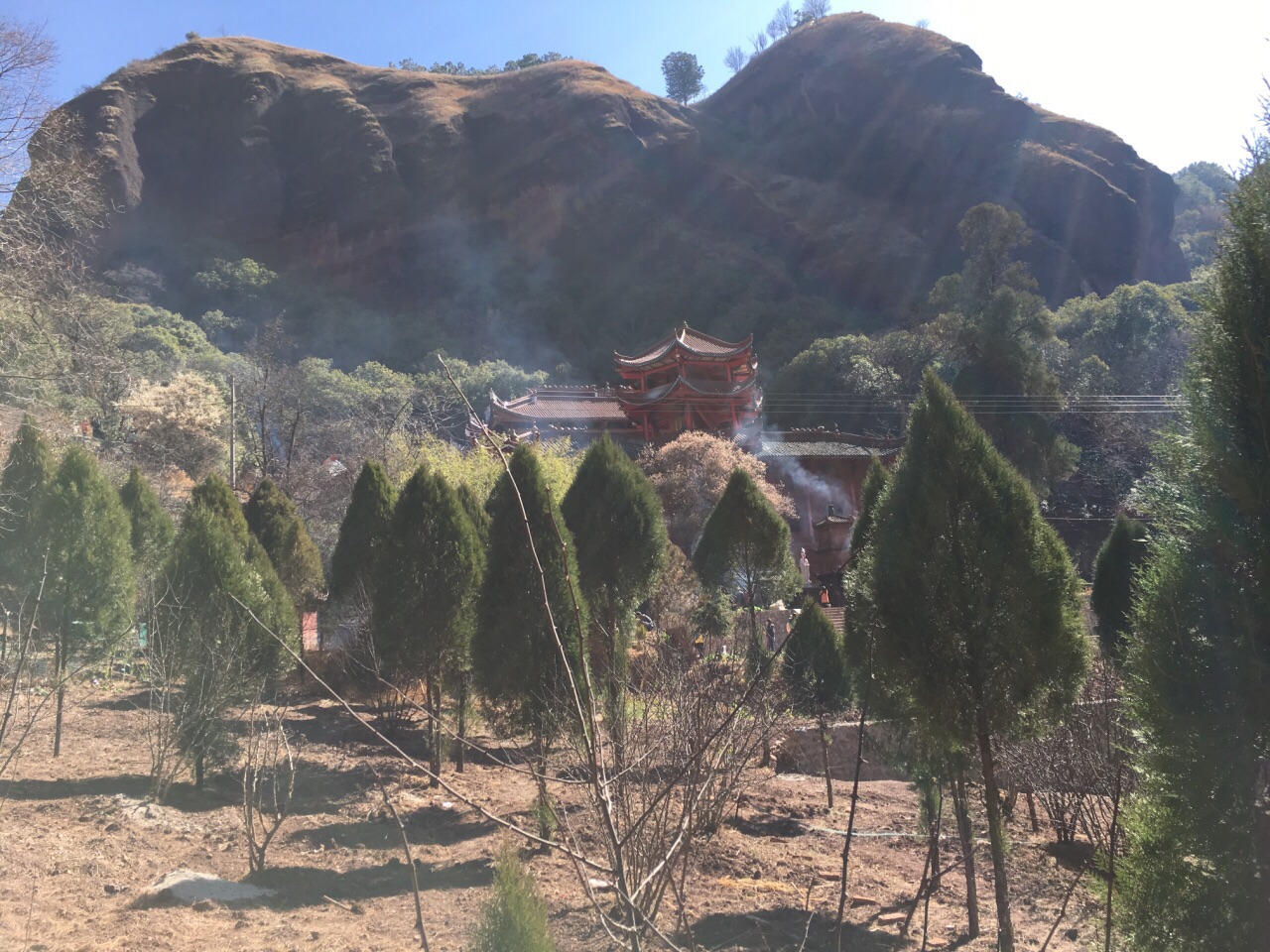 盐源县公母山寺庙照片图片