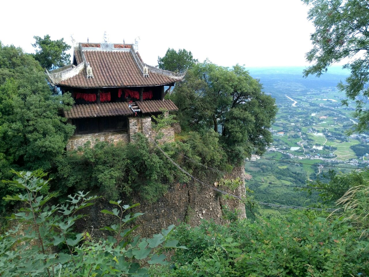 窦团山景色是很不错的!