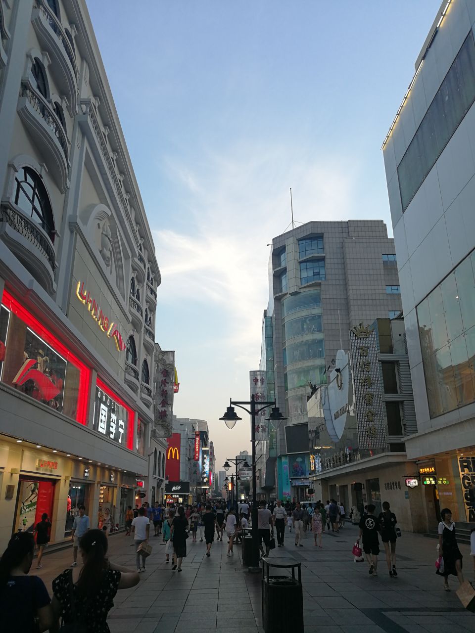 天津滨江道步行街图片图片