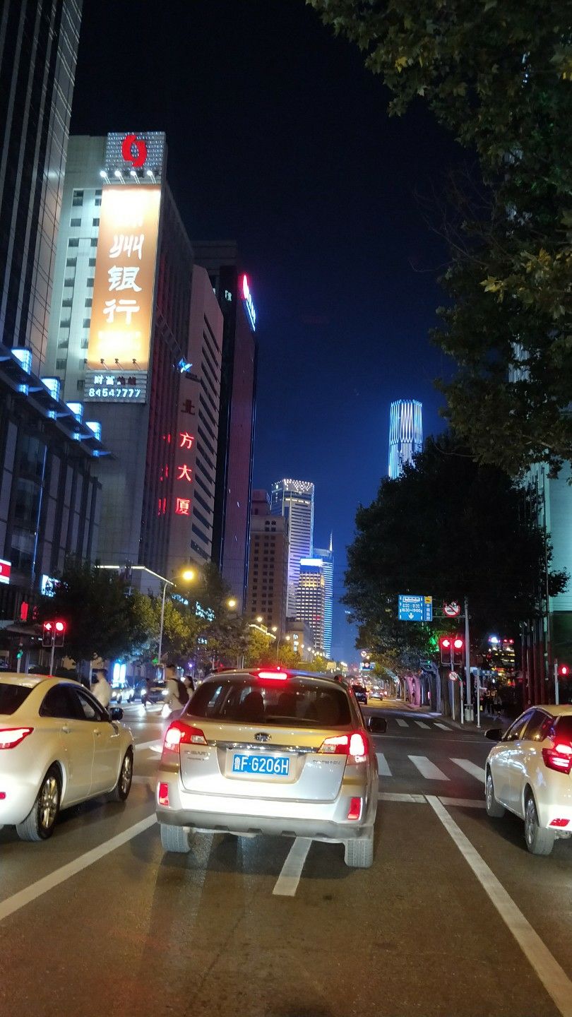 大连中山路夜景图片