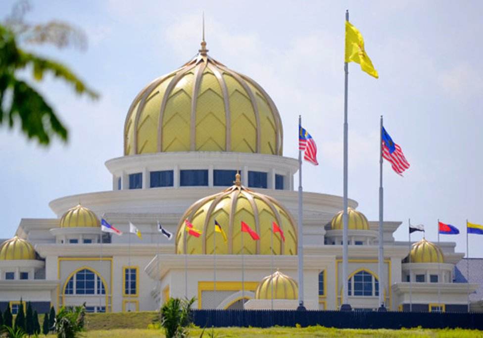 2021新国家皇宫游玩攻略,不能进去,所以就是在外面了.【去哪儿攻略】