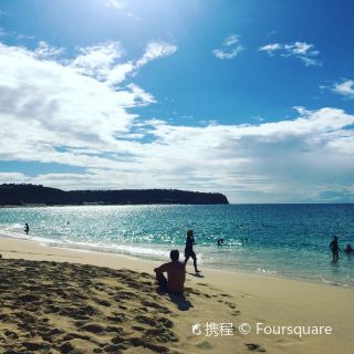 baie rouge自然风光沙滩距玩乐 100mpink iguana酒吧/俱乐部夜生活距