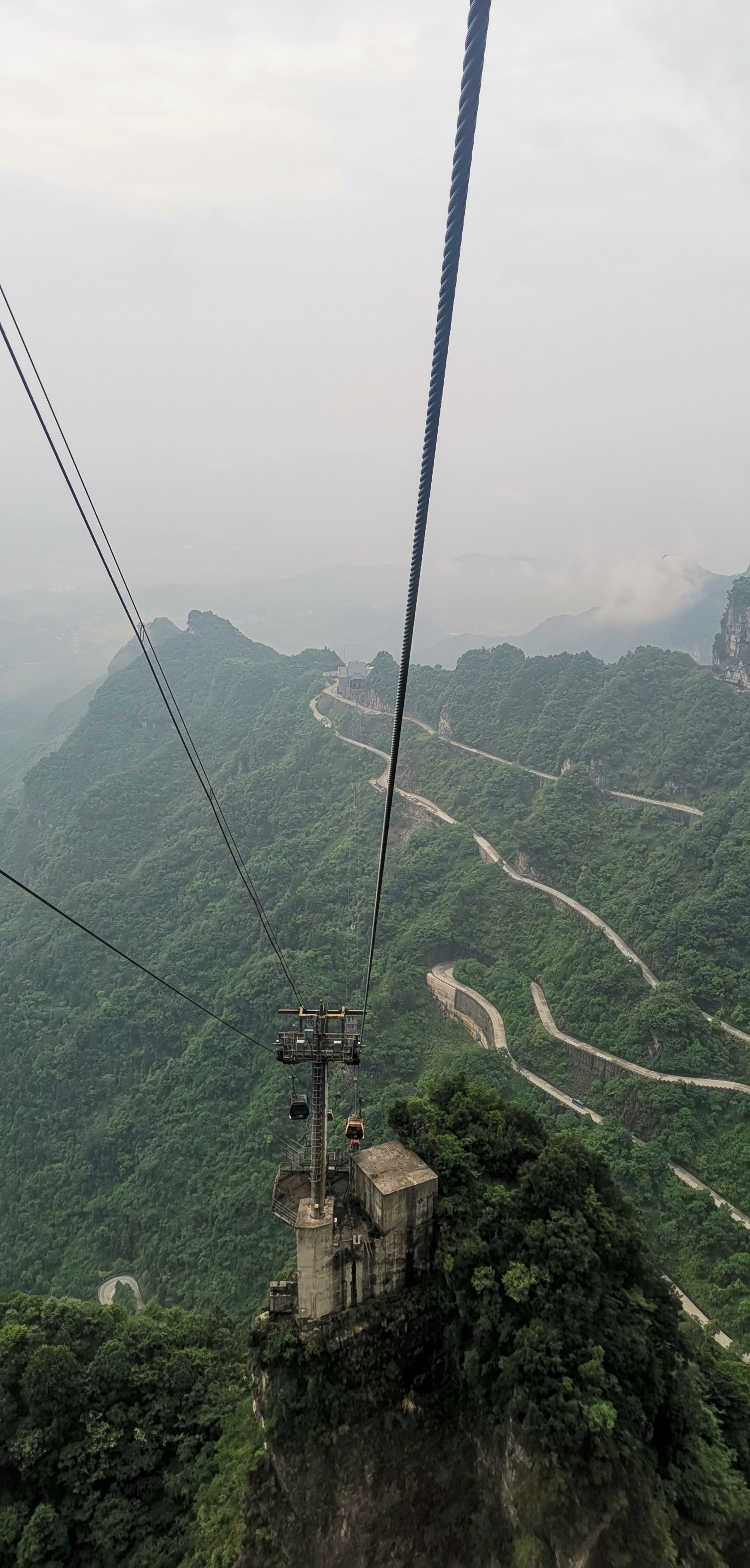 天门山通天大道