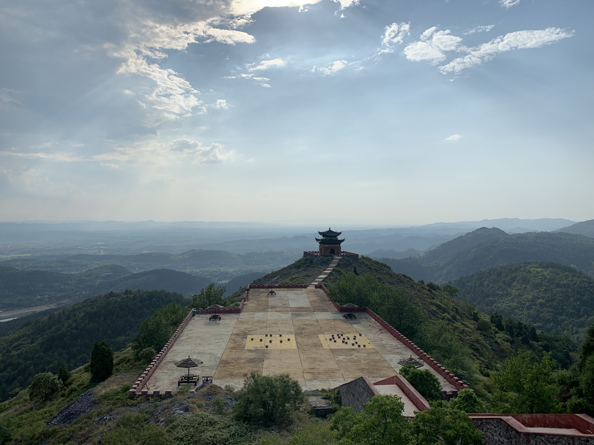 白兆山李白文化旅游区