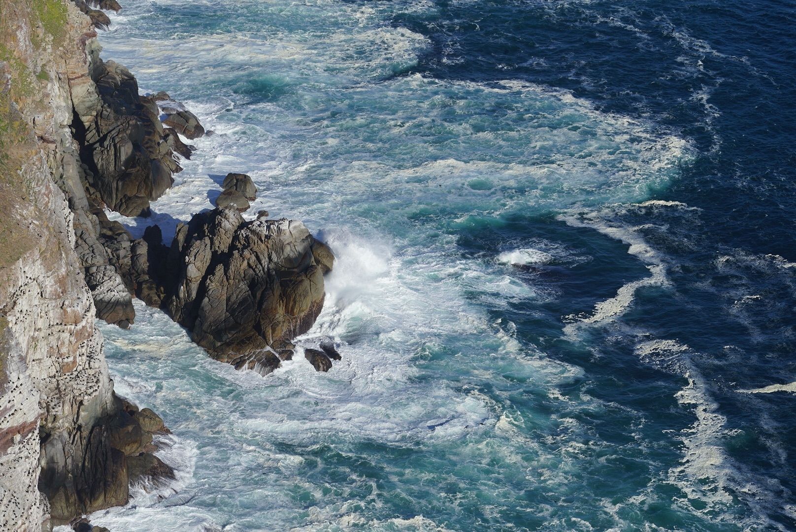 好望角最初称为风暴角，非洲西南端非常著名的岬角