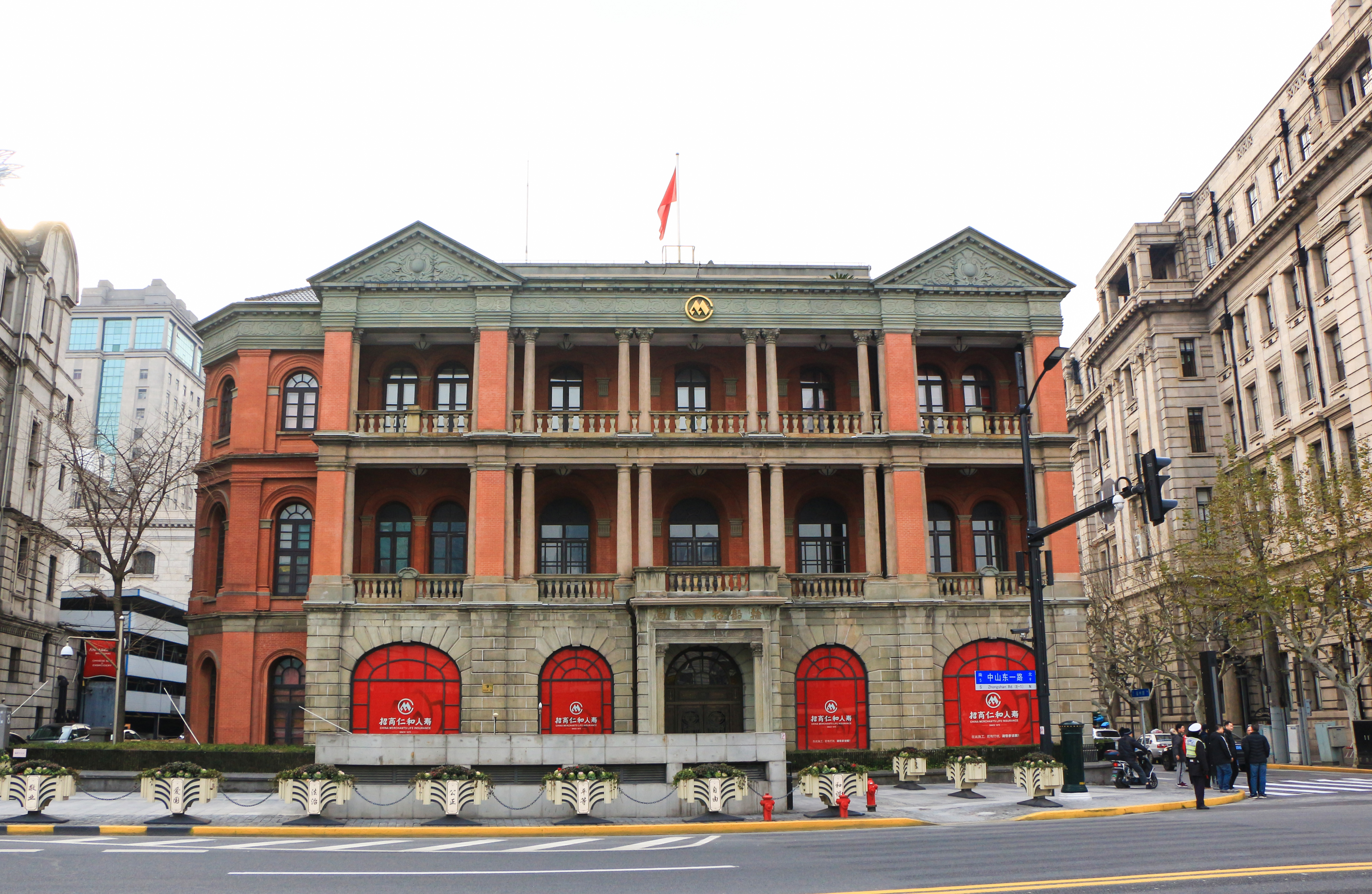 轮船招商总局旧址 直线距离 100m